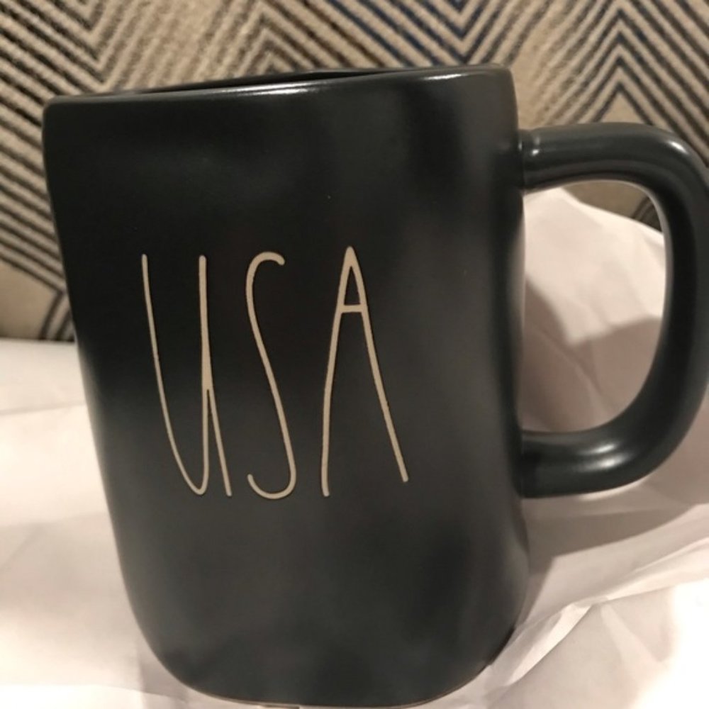 Rae Dunn black USA mug